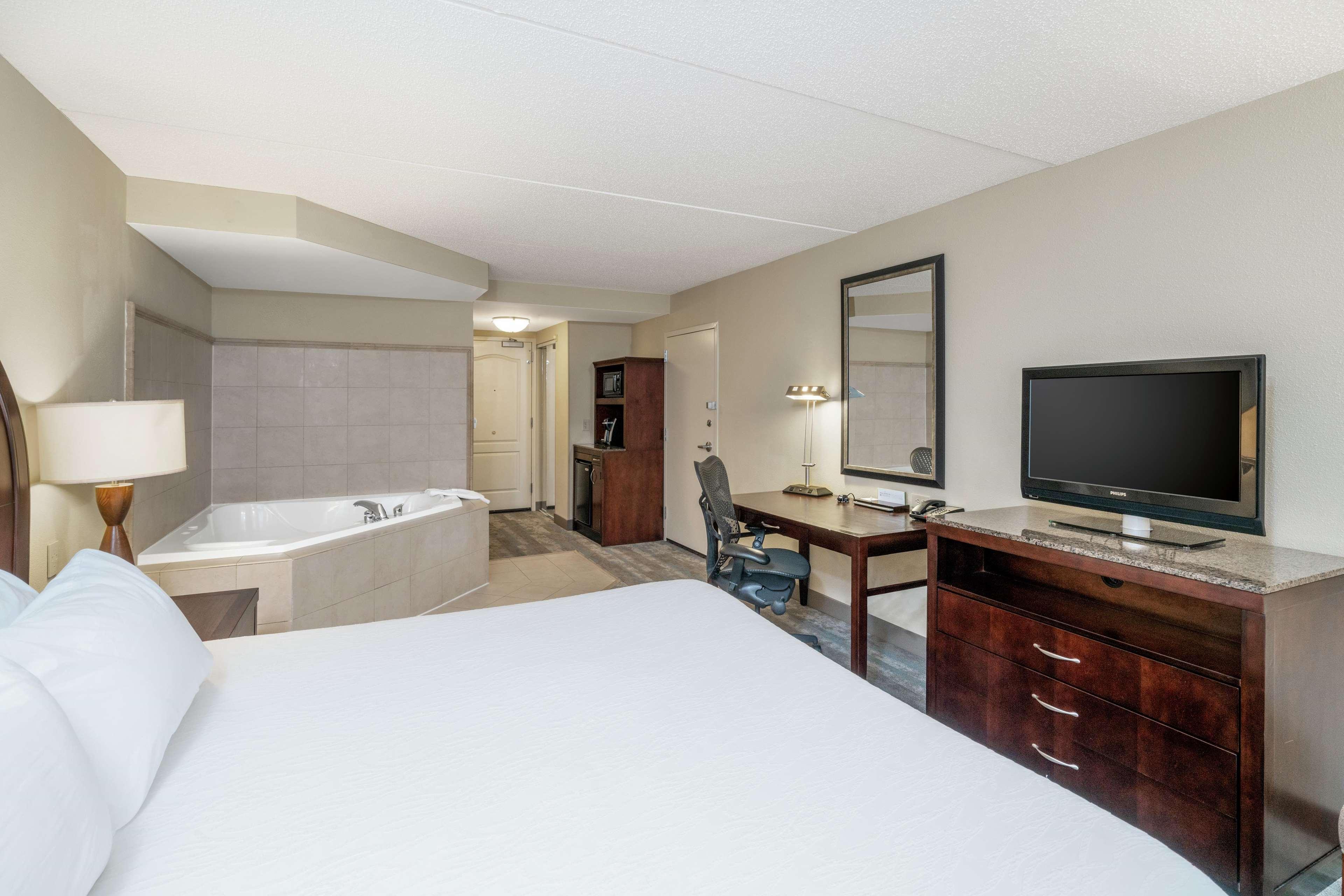 Hilton Garden Inn Richmond Airport Sandston Exterior photo